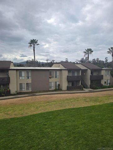 1050 Rock Springs Rd 240, Escondido, CA 92026