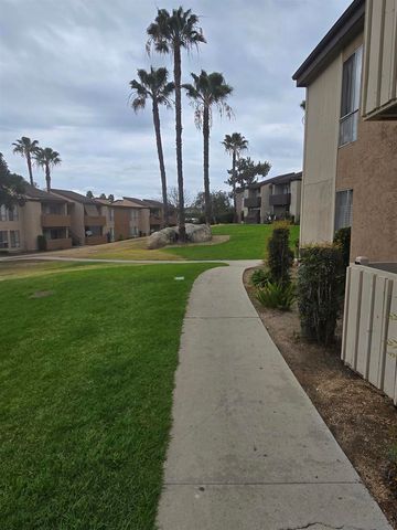 1050 Rock Springs Rd 240, Escondido, CA 92026