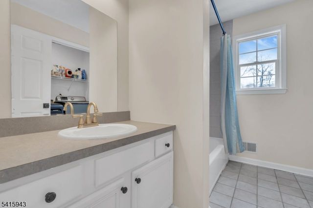 81 Ridge Rd, Independence Twp., NJ 07840