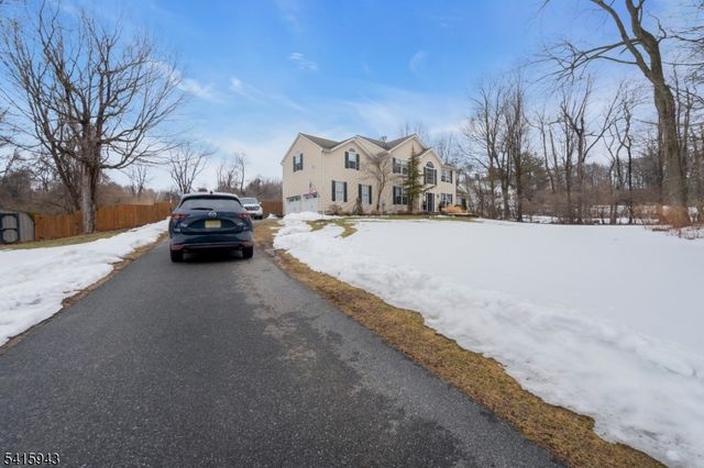 81 Ridge Rd, Independence Twp., NJ 07840