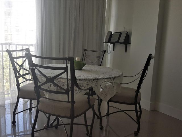 16919 N Bay Rd 608, Sunny Isles Beach, FL 33160
