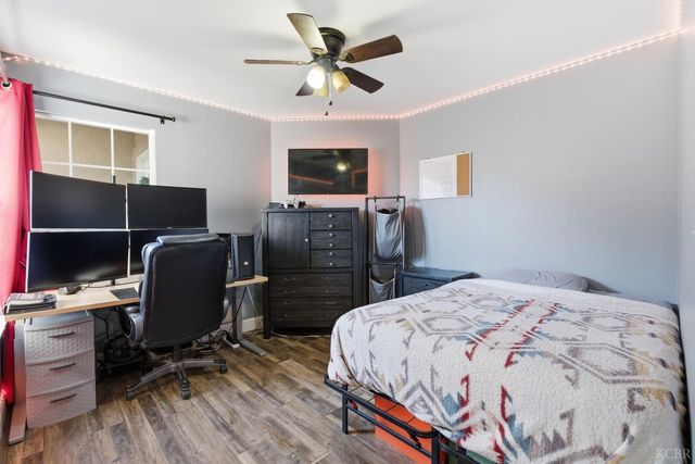 1964 N Fitzgerald Lane, Hanford, CA 93230