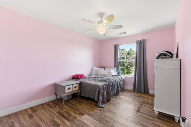 1964 N Fitzgerald Lane, Hanford, CA 93230