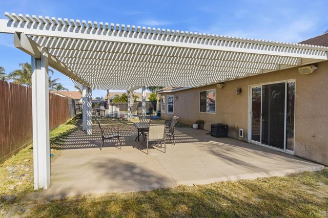 1964 N Fitzgerald Lane, Hanford, CA 93230