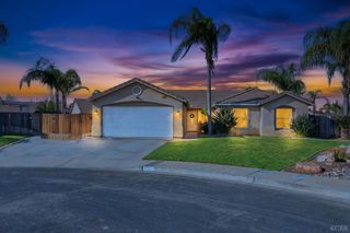 1964 N Fitzgerald Lane, Hanford, CA 93230