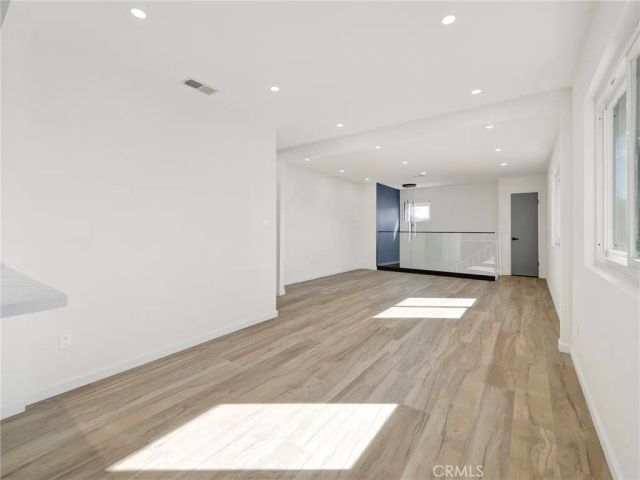 727 Robinson, Los Angeles, CA 90026