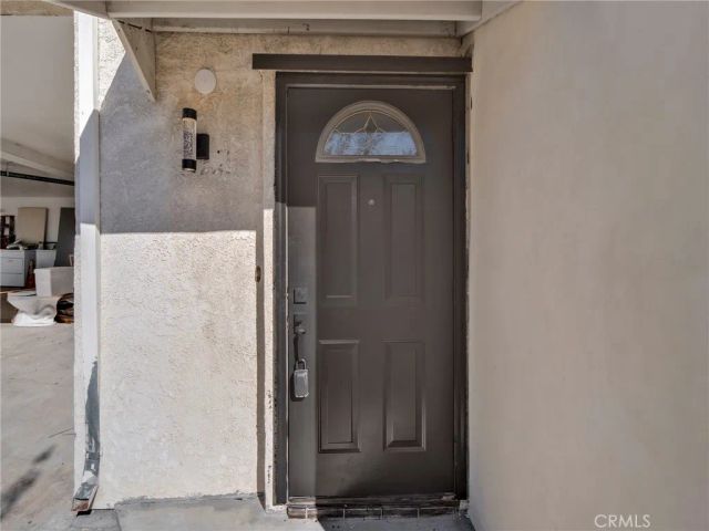 727 Robinson, Los Angeles, CA 90026