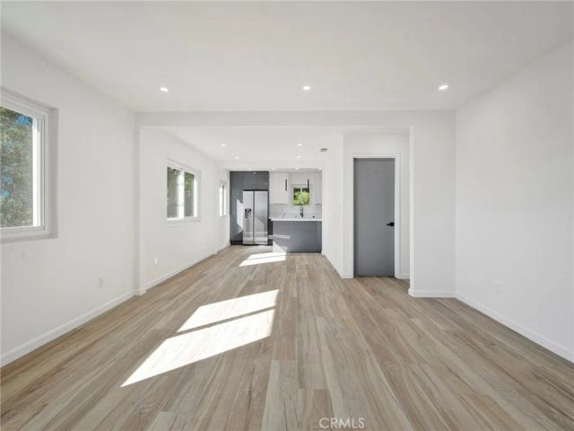 727 Robinson, Los Angeles, CA 90026