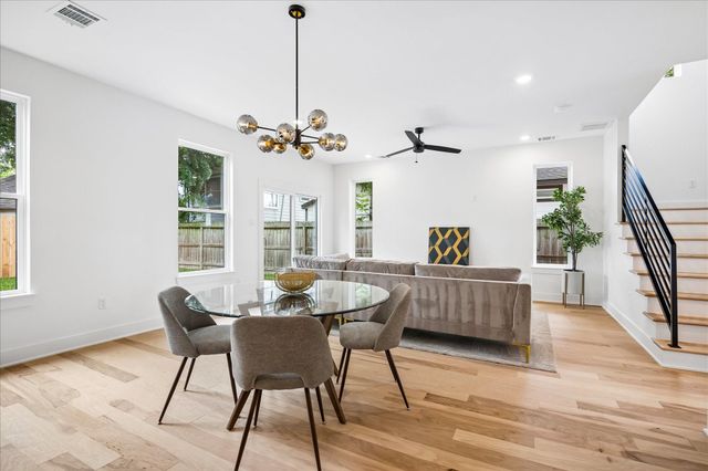 125 N Sidney Street, Houston, TX 77003