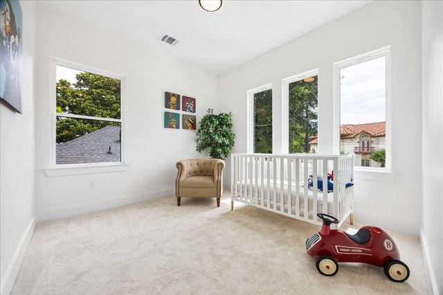 125 N Sidney Street, Houston, TX 77003