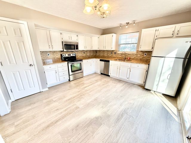 12959 Shandon Lane, Fishers, IN 46038