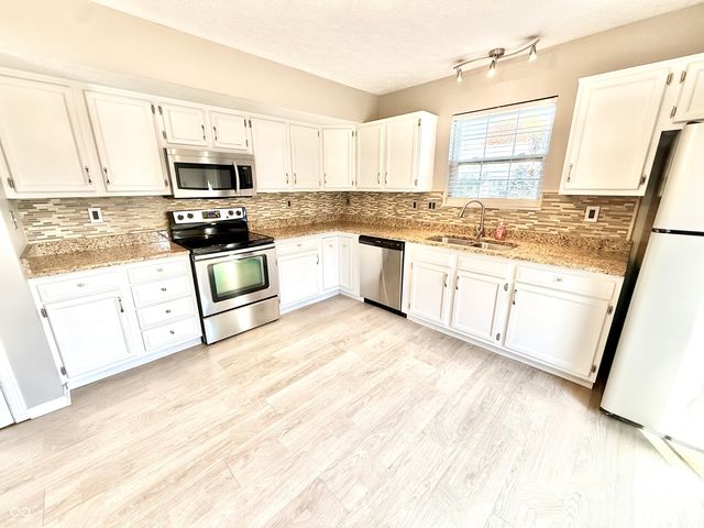 12959 Shandon Lane, Fishers, IN 46038