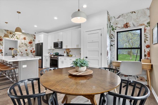 624 Greenway Point Drive, Janesville, WI 53548