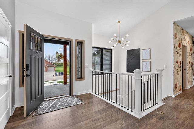 624 Greenway Point Drive, Janesville, WI 53548
