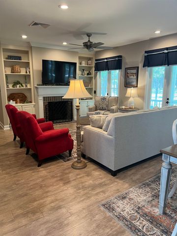 4404 Hitching Post Ln., Murrells Inlet, SC 29576