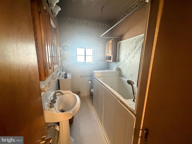 2 WOODLAND DR, Bridgeton, NJ 08302