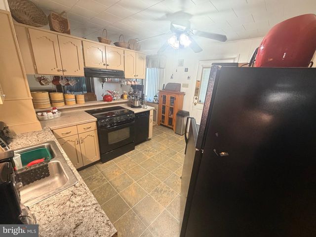 2 WOODLAND DR, Bridgeton, NJ 08302