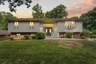1308 Weatherbee Drive, Winston-salem, NC 27103