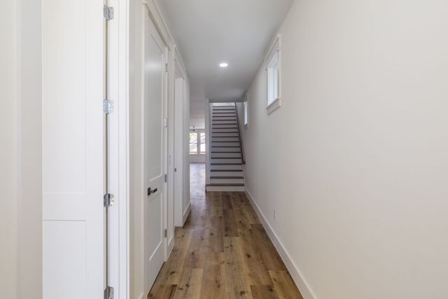 340A Peachtree St, Nashville, TN 37210