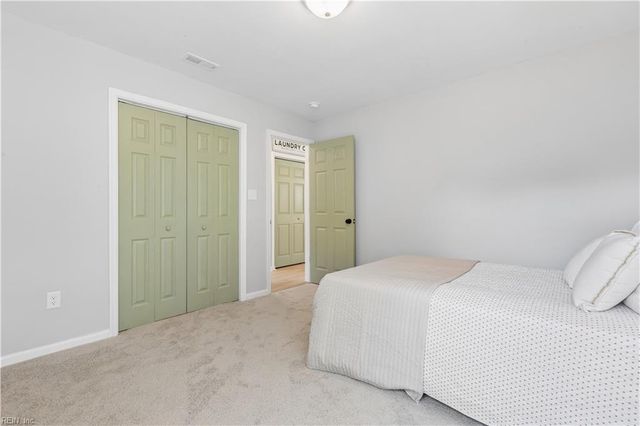 123 Prince James DR, Hampton, VA 23669