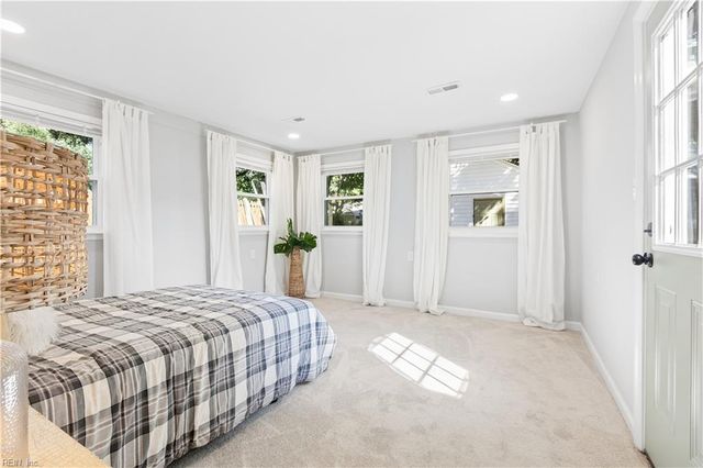 123 Prince James DR, Hampton, VA 23669