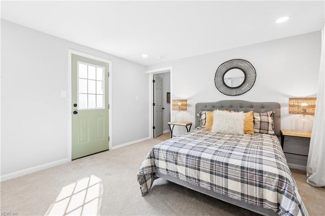 123 Prince James DR, Hampton, VA 23669