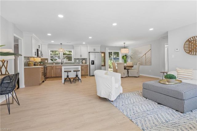 123 Prince James DR, Hampton, VA 23669