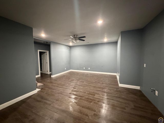 6118 SW 4th St, Topeka, KS 66615