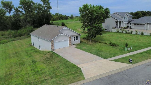 6118 SW 4th St, Topeka, KS 66615