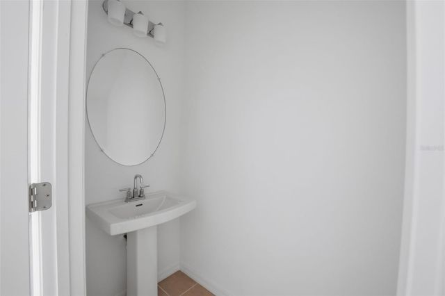 2407 PARAVANE WAY, Wesley Chapel, FL 33543