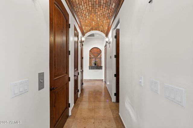 18425 W SANTA IRENE Drive, Goodyear, AZ 85338