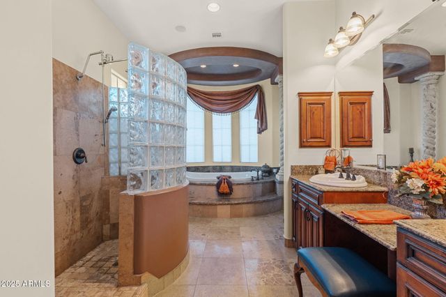 18425 W SANTA IRENE Drive, Goodyear, AZ 85338