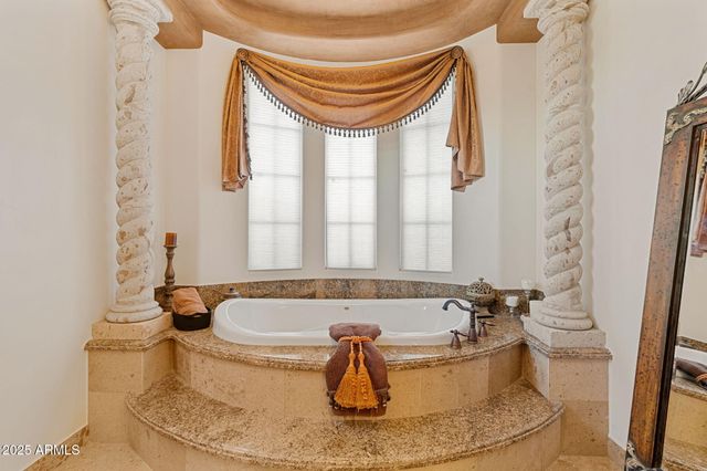 18425 W SANTA IRENE Drive, Goodyear, AZ 85338