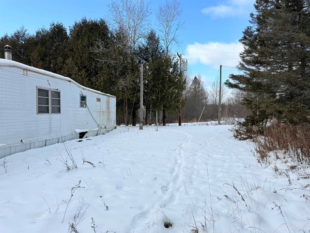 5939 Brampton 27.5 Road, Gladstone, MI 49837