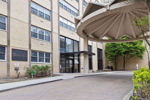102-30 66 Road 25E, Forest Hills, NY 11375