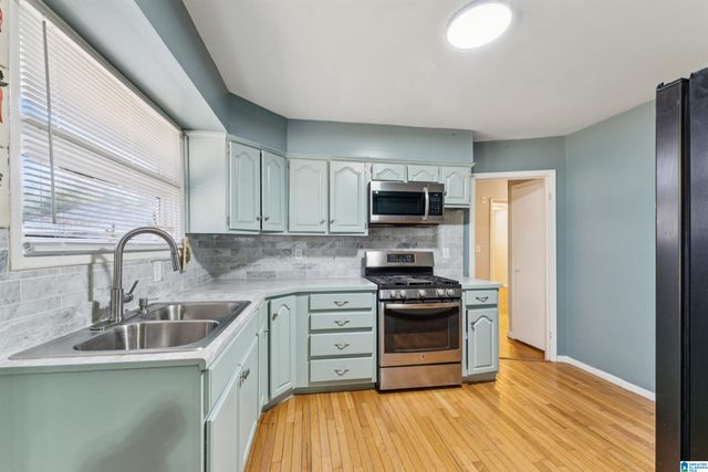 905 IDLEWOOD CIRCLE, Birmingham, AL 35235