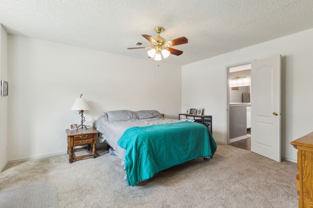 746 Cedarwood Drive, Cedar Hill, TX 75104