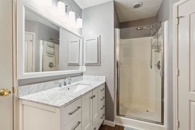746 Cedarwood Drive, Cedar Hill, TX 75104