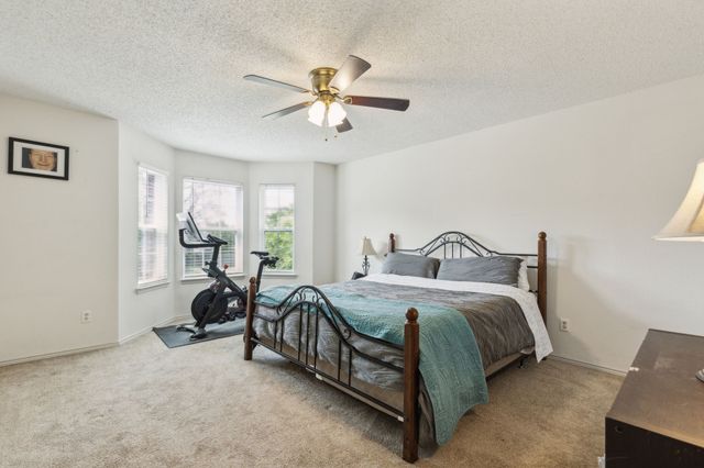 746 Cedarwood Drive, Cedar Hill, TX 75104