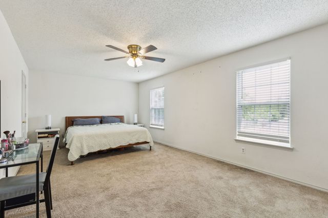 746 Cedarwood Drive, Cedar Hill, TX 75104