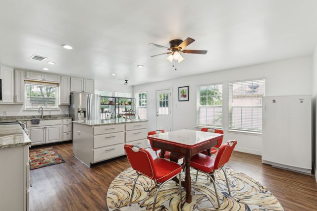 746 Cedarwood Drive, Cedar Hill, TX 75104