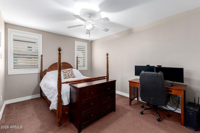 2821 S SKYLINE Drive 129, Mesa, AZ 85212