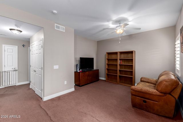 2821 S SKYLINE Drive 129, Mesa, AZ 85212