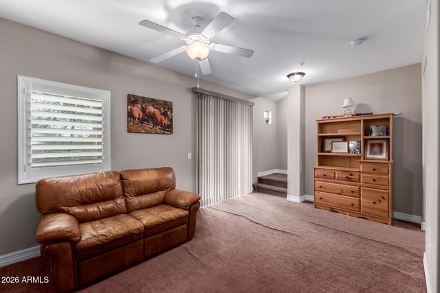 2821 S SKYLINE Drive 129, Mesa, AZ 85212