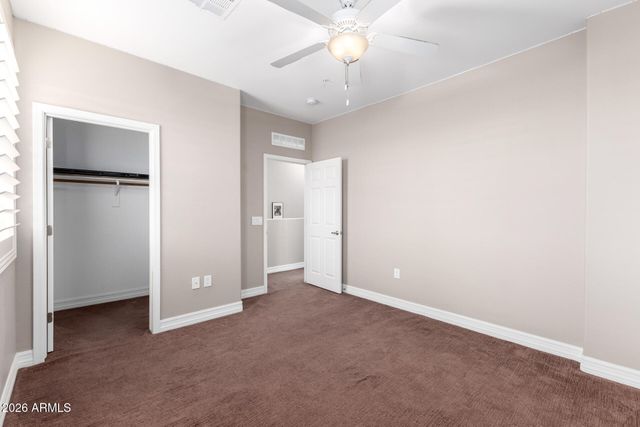 2821 S SKYLINE Drive 129, Mesa, AZ 85212