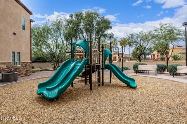 2821 S SKYLINE Drive 129, Mesa, AZ 85212