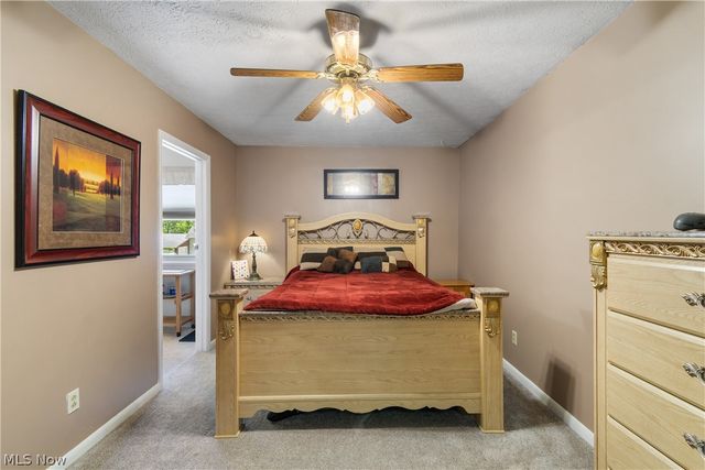 5030 Manchester Road, Akron, OH 44319