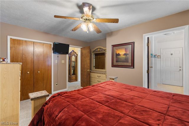 5030 Manchester Road, Akron, OH 44319