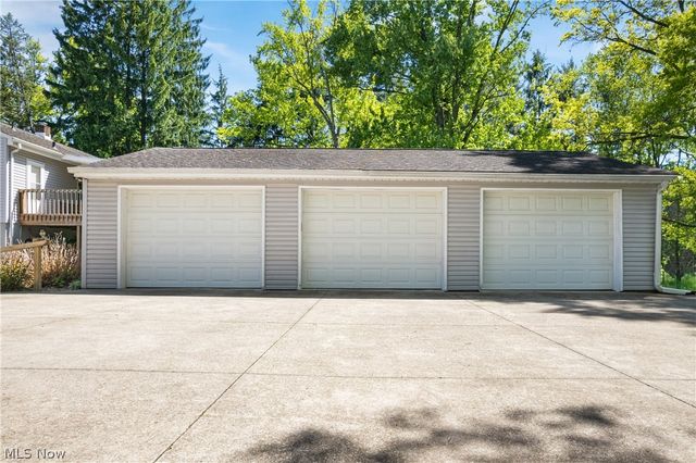 5030 Manchester Road, Akron, OH 44319