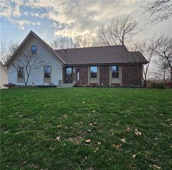 1809 SW Cherokee Strip N/A, Blue Springs, MO 64015